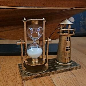 Sold! NWT Gold Color Hourglass and Lighthouse Decor